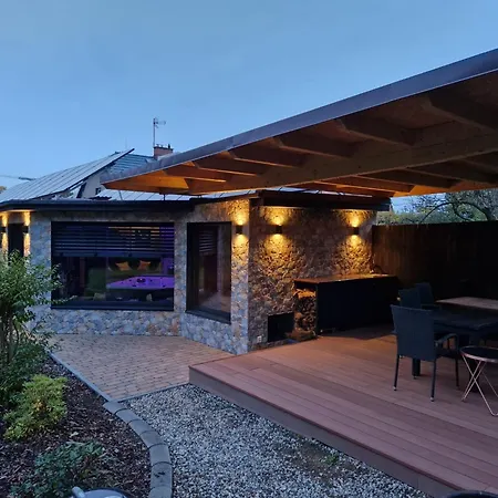 Relax Vila Se Zahradnim Wellness Villa