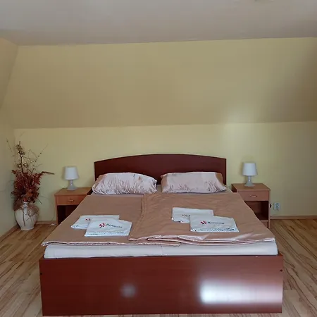 Relax Vila Se Zahradnim Wellness *