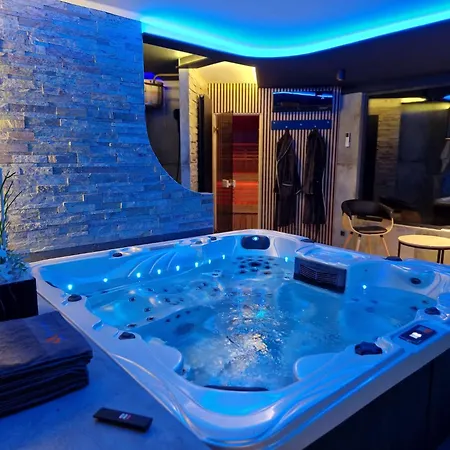 别墅 Relax Se Zahradnim Wellness