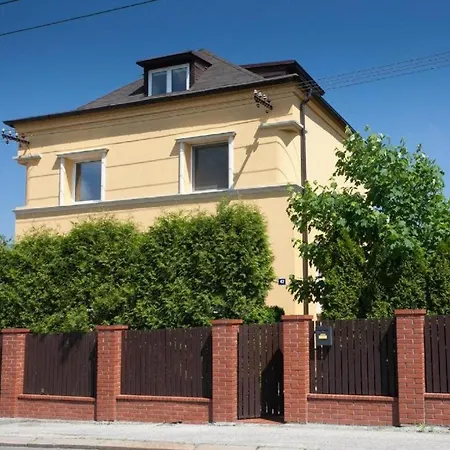 别墅 Relax Se Zahradnim Wellness