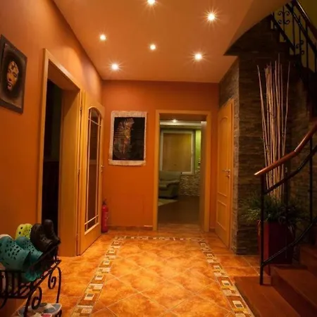 Relax Se Zahradnim Wellness 别墅 俄斯特拉发